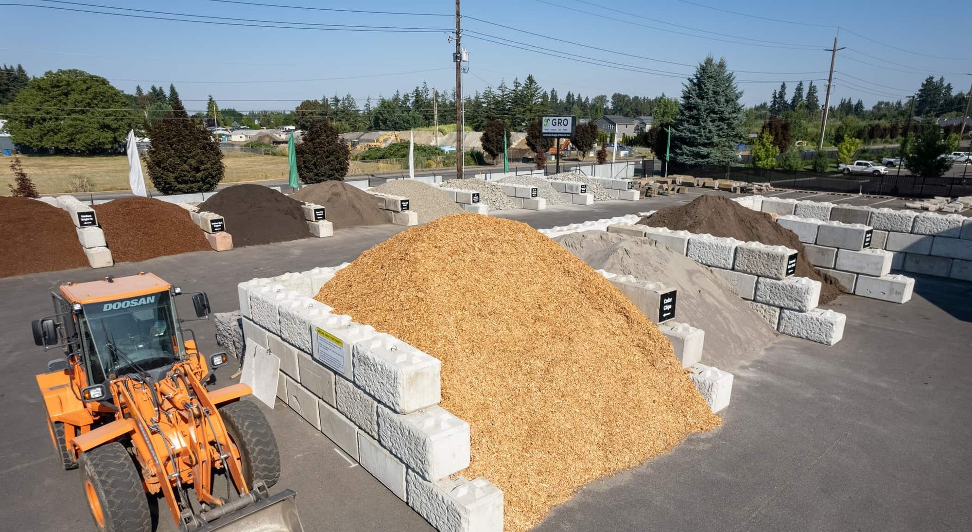 bulk material delivery Hammond LA topsoil sand gravel mulch